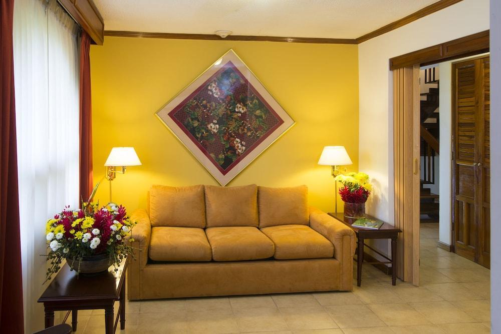 Apartotel & Suites Villas Del Rio サンホセ エクステリア 写真