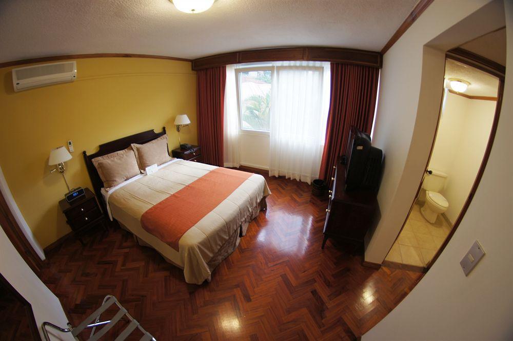 Apartotel & Suites Villas Del Rio サンホセ エクステリア 写真